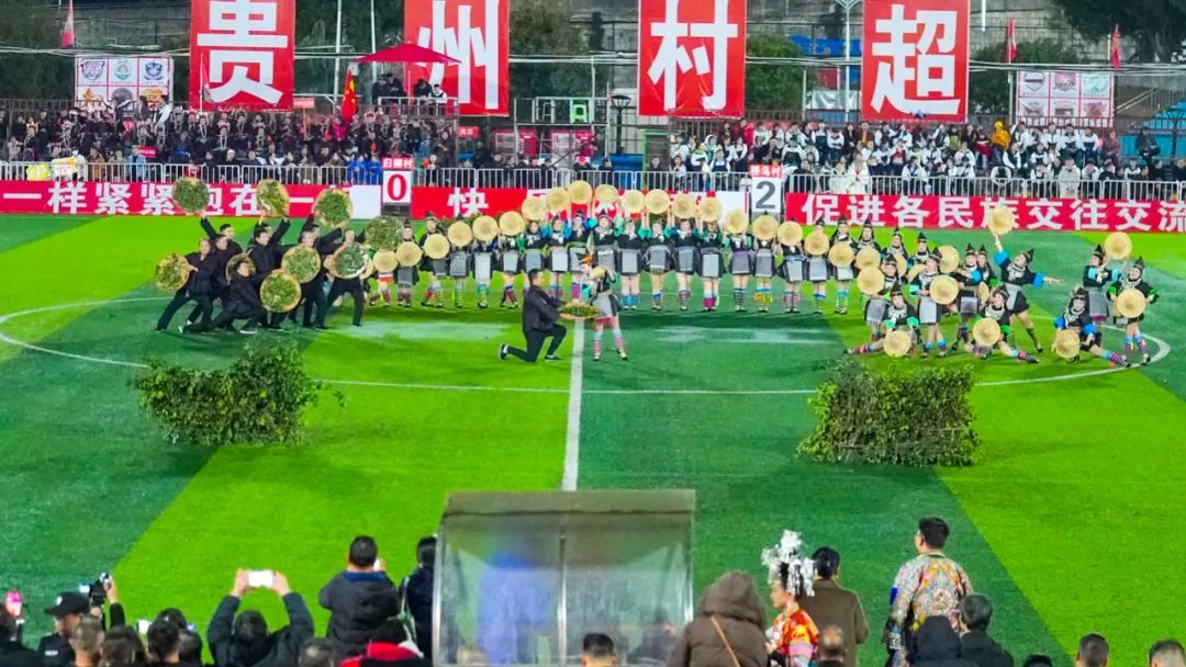 开运体育入口-激战打响！四强争夺战正酣的简单介绍