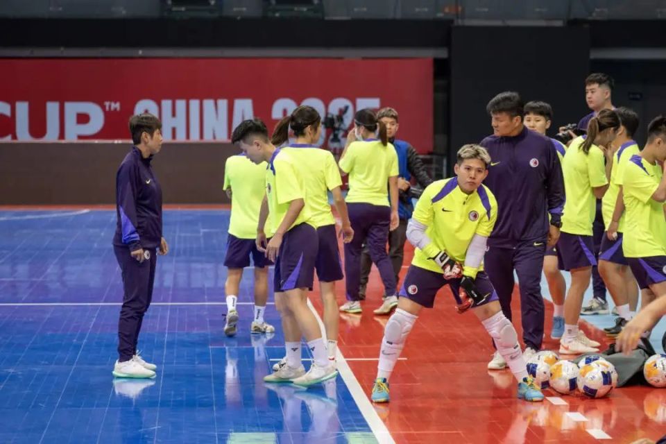 国际足球赛事在各大城市掀起热潮